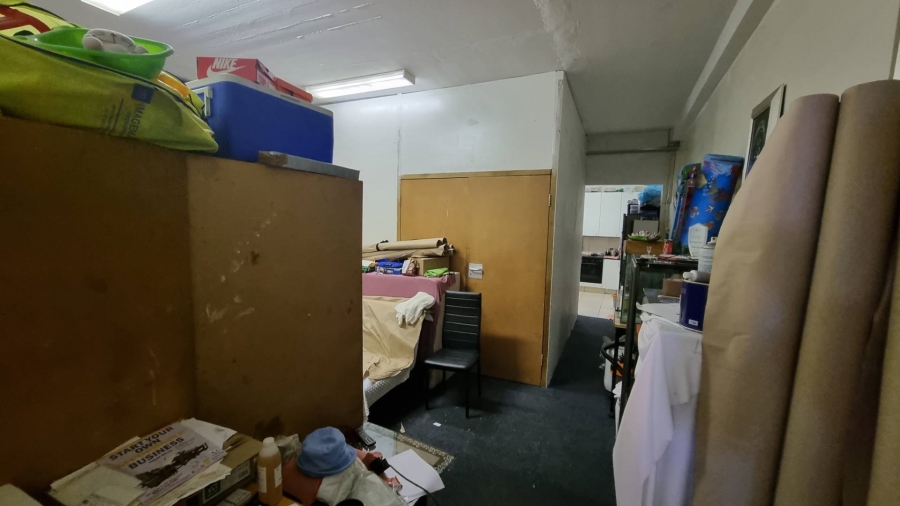 To Let Commercial Property for Rent in Salt River Western Cape